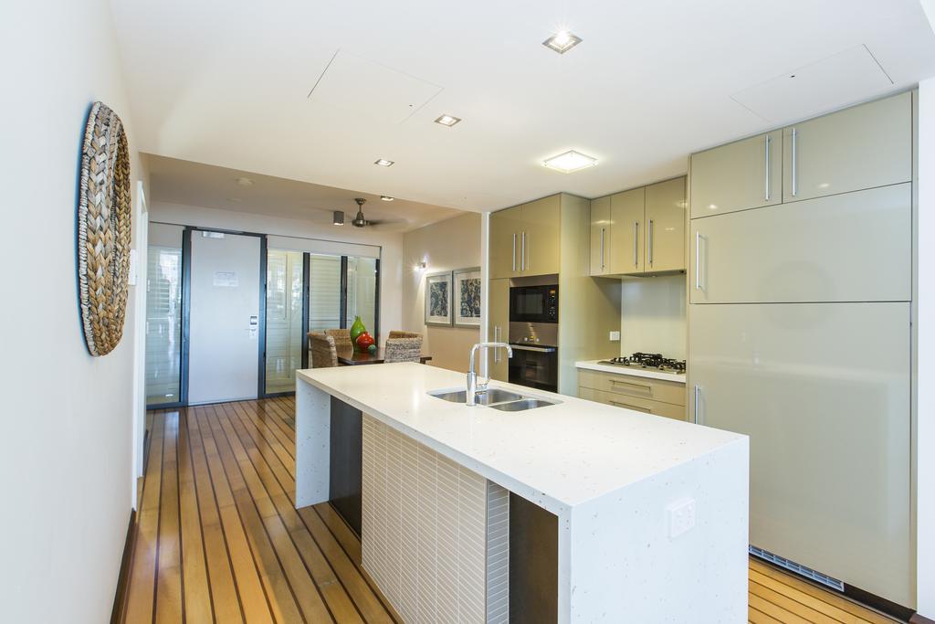 Апартаменты Boathouse Port Of Airlie Эйрли-Бич Экстерьер фото